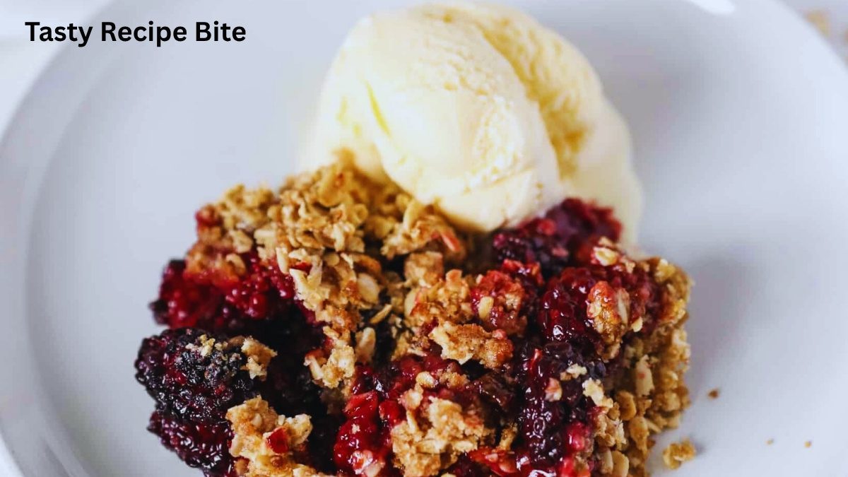 Storage, Shelf-Life & Serving Ideas for Your Blackberry Crisp
