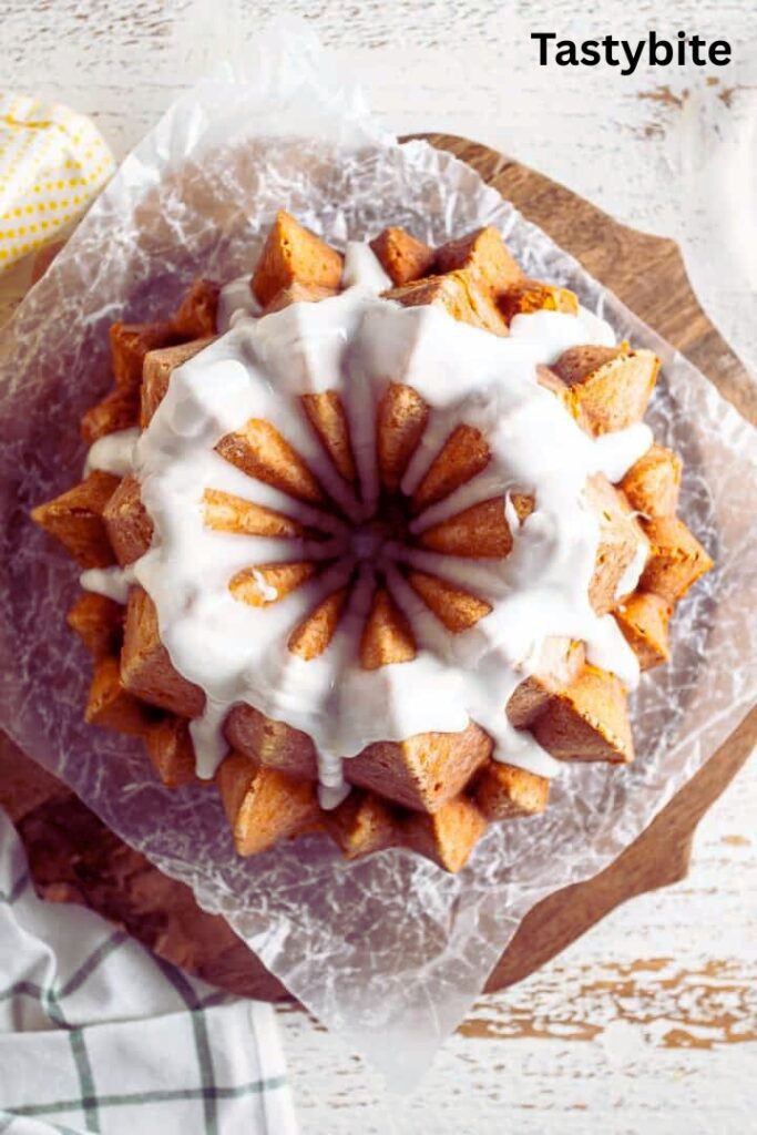 Cream cheese pineapple pound cake