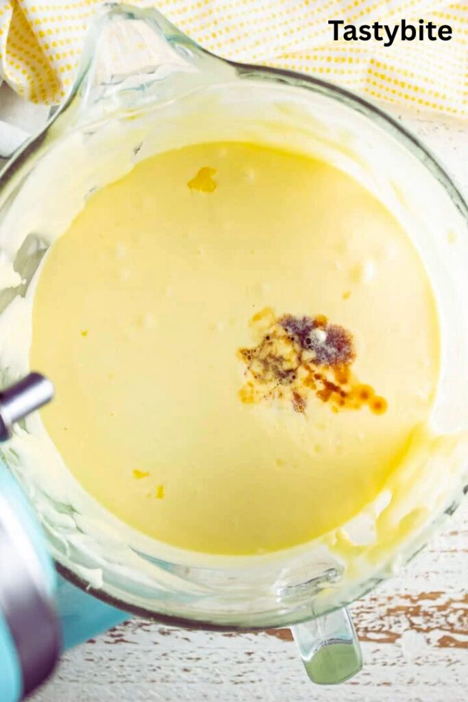 Cream cheese pineapple pound cake