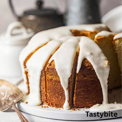 Vanilla buttermilk pound cake